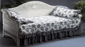 Charissa Daybed