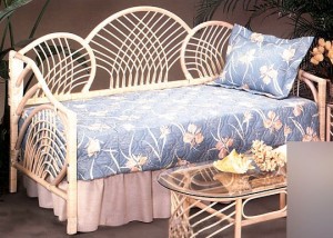 PPDB Rattan Daybed White Wash
