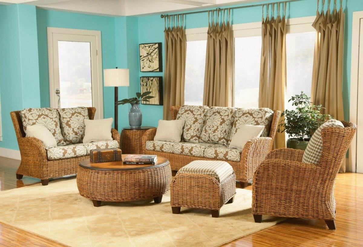 Clarissa wicker Seating