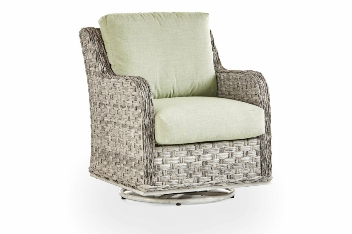 Grand Wicker Swivel Glider