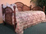 Jennifer Daybed